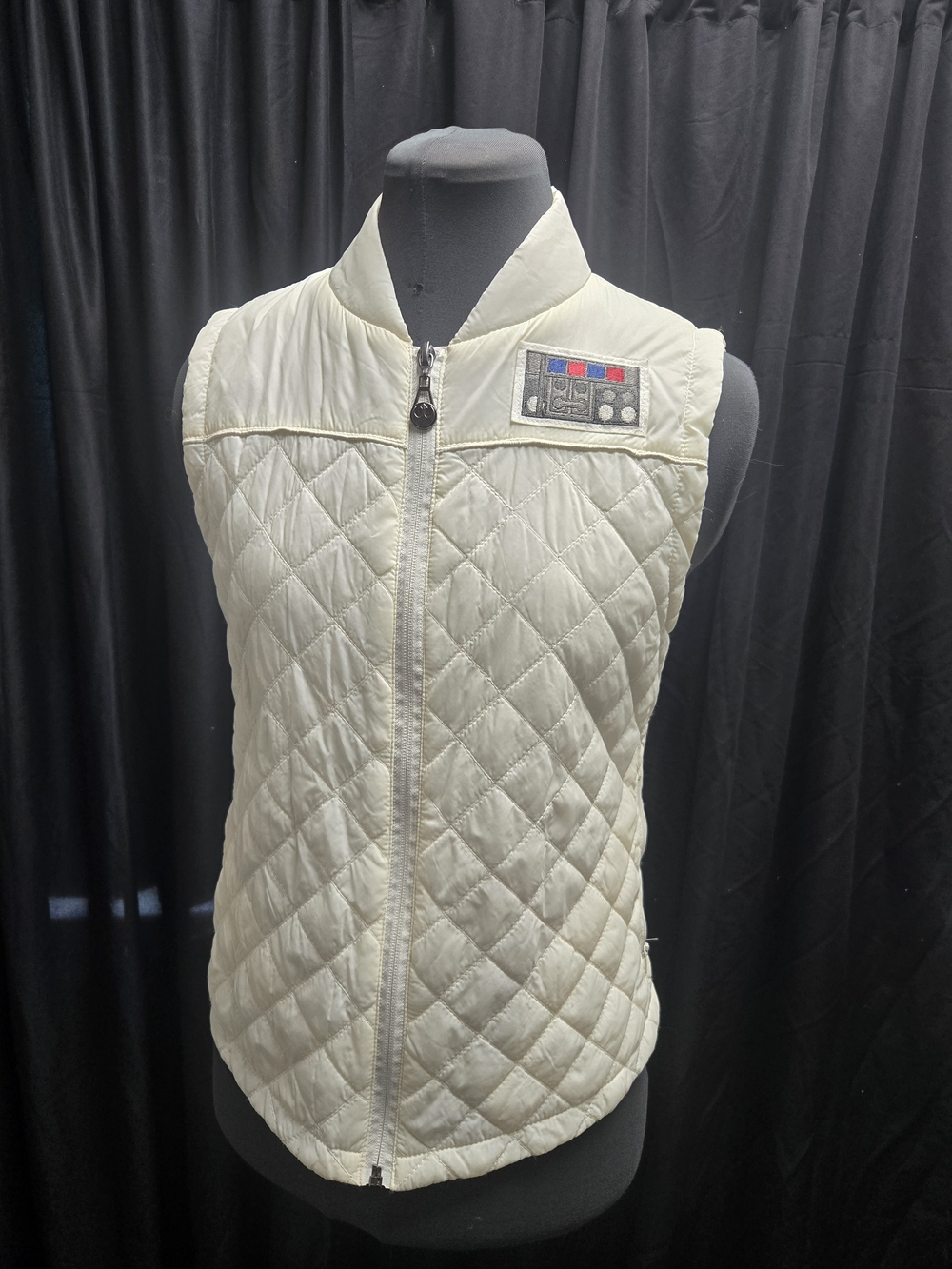 Princess Leia Quilted Off-White Sleeveless Vest with Patch